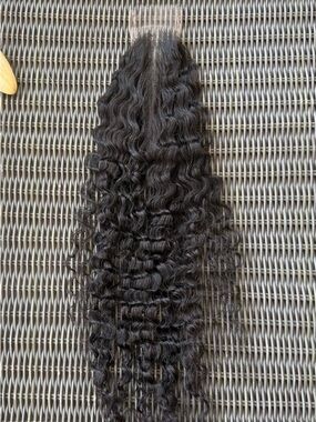 Deep curly 2x6 HD closure